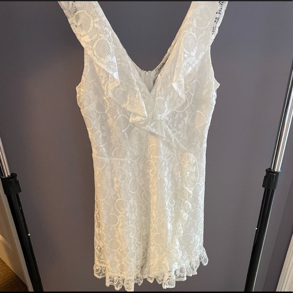 Charlotte Russe- white lace mini dress- Size:M
